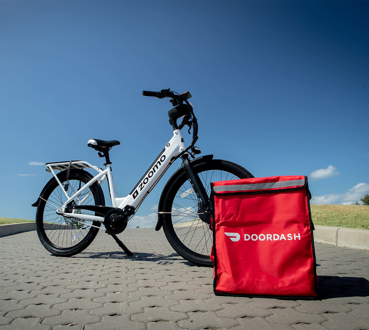How old do you have to be to DoorDash? - Dig Magazine
